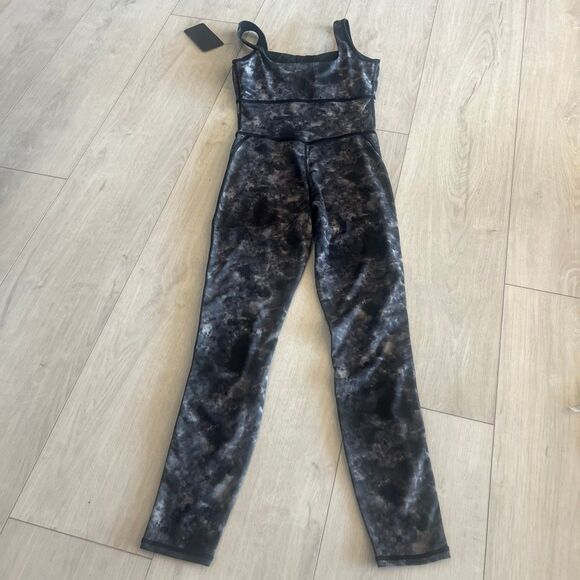Fabletics frame Obsidian Tie Dye Texture jumpsuit size s - Picture 6 of 11